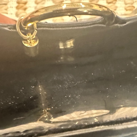 Jimmy Choo Glossy Black Crossbody Bag with Gold Chain - Picture 4 of 8